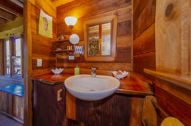 Bush Chalet - ensuite