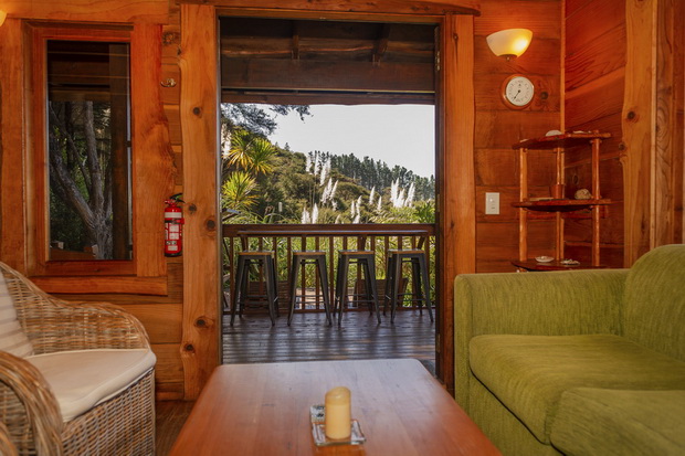 Bush Chalet - deck with a view